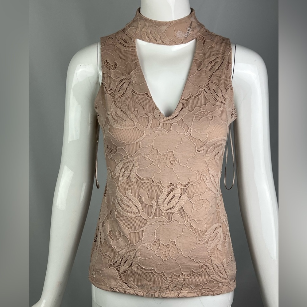 Guess  Beige Floral Lace Blouse Shirt Sleeveless XS